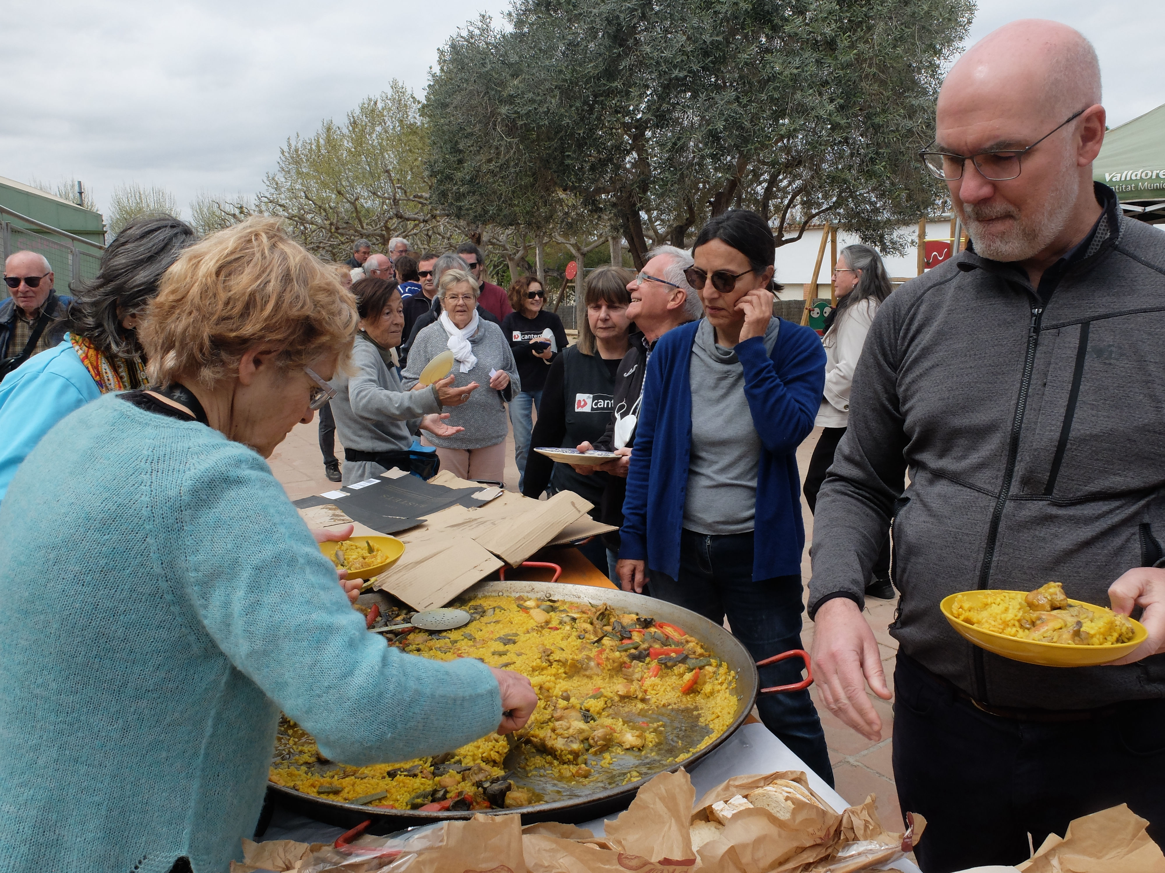 La cuinera i les paelles
